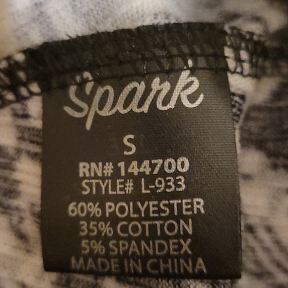 🎉HOST PICK🎉NWT SHORTS - Picture 4 of 7